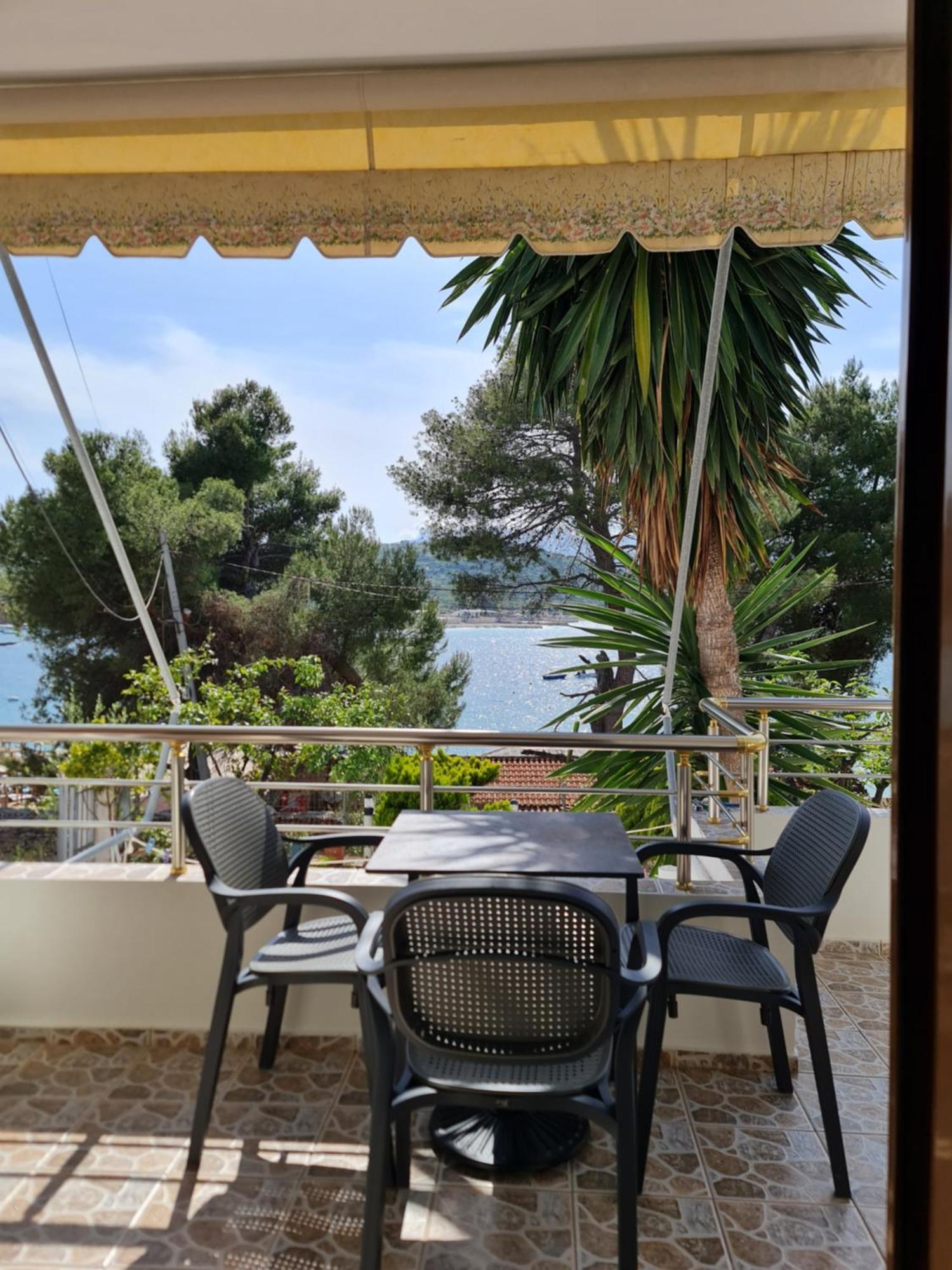 Villa Gezimi Ksamil Zimmer foto